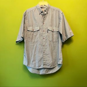 Light blue Levi’s button up short sleeve shirt, size medium